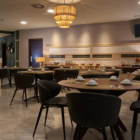 酒店 卡斯特罗里尔酒店