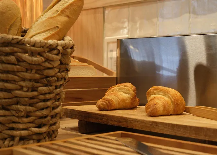 Hotel Castro Real 3*